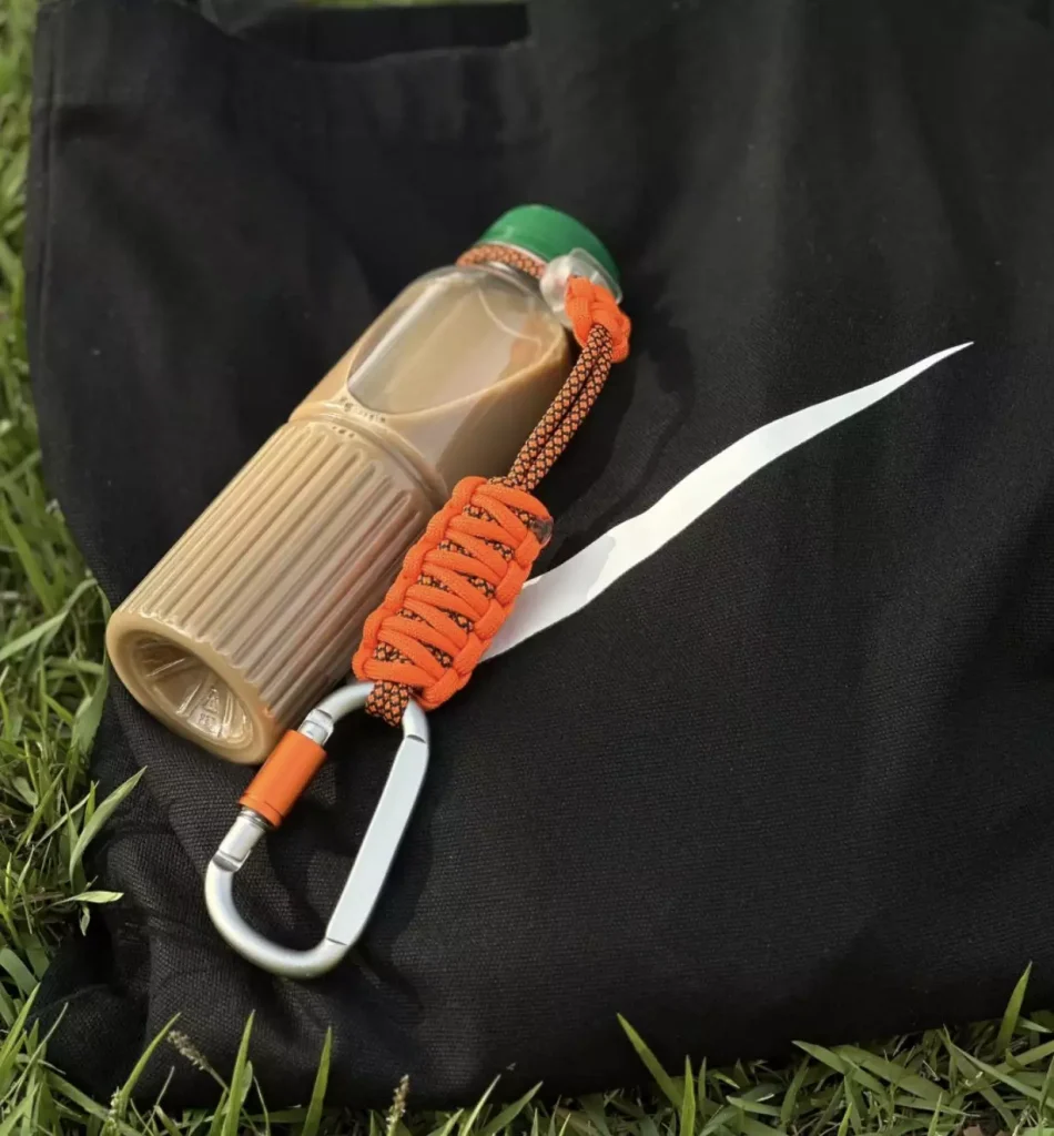 Gold Paracord Carabiner