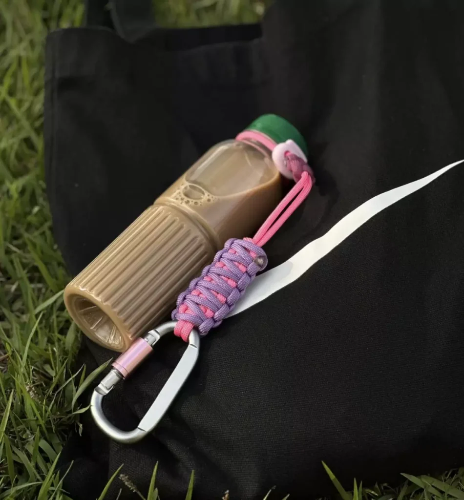 Gold Paracord Carabiner