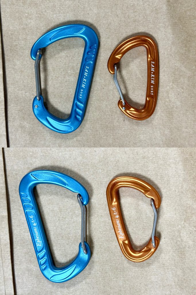 Wire‑gate carabiner Carabiner